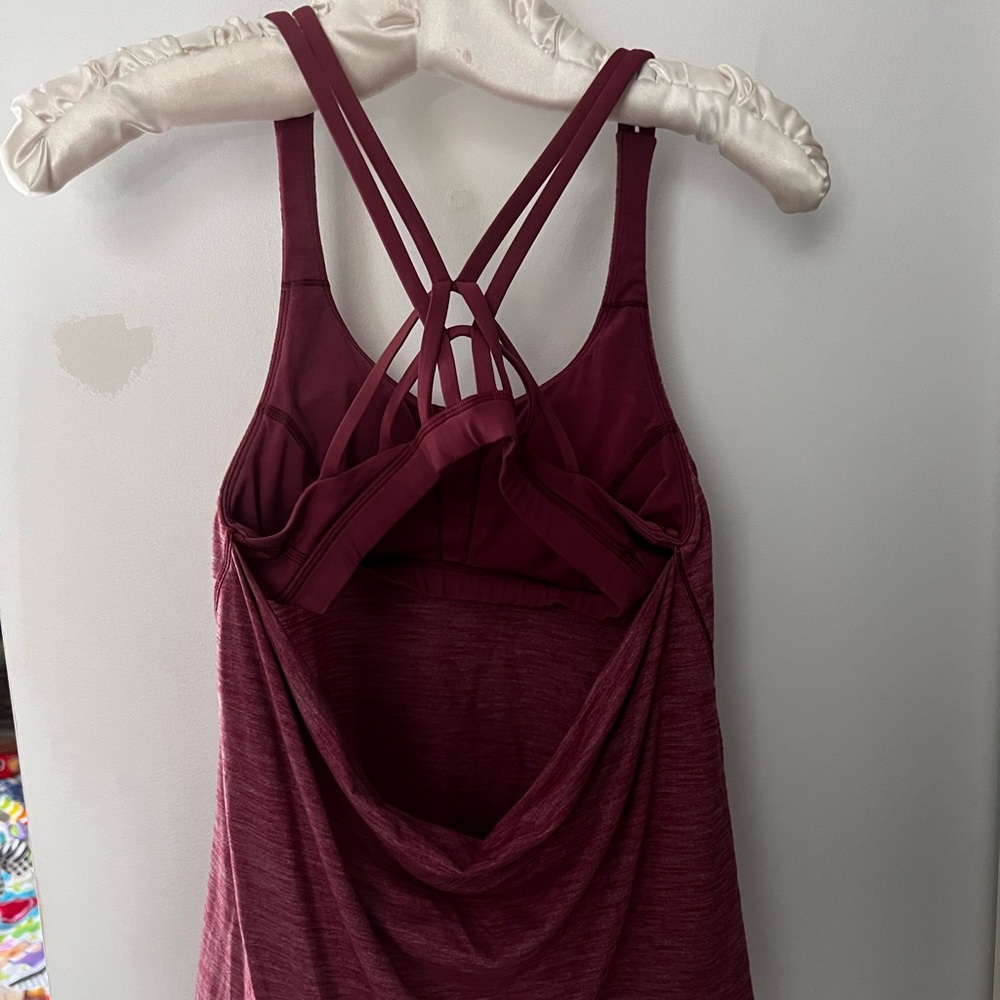 Lululemon float back tank top